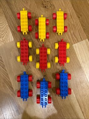 LEGO Duplo Set of 9 Vintage Train Car Bases